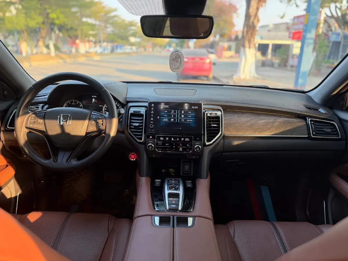 2020 Honda UR-V 2.0T 272HP L4 9AT,autocango,china used car exporter,china ev exporter,chinese used car exporter,chinese used ev exporter