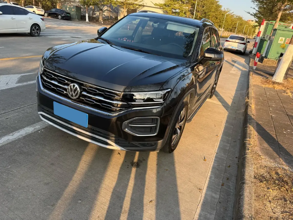 2020 Volkswagen Tayron 2.0T 186HP L4 7DCT