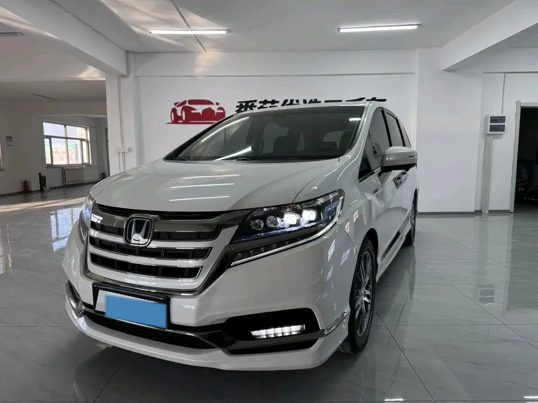 2019 Honda Elysioin 2.0L 146HP L4 E-CVT Hybrid