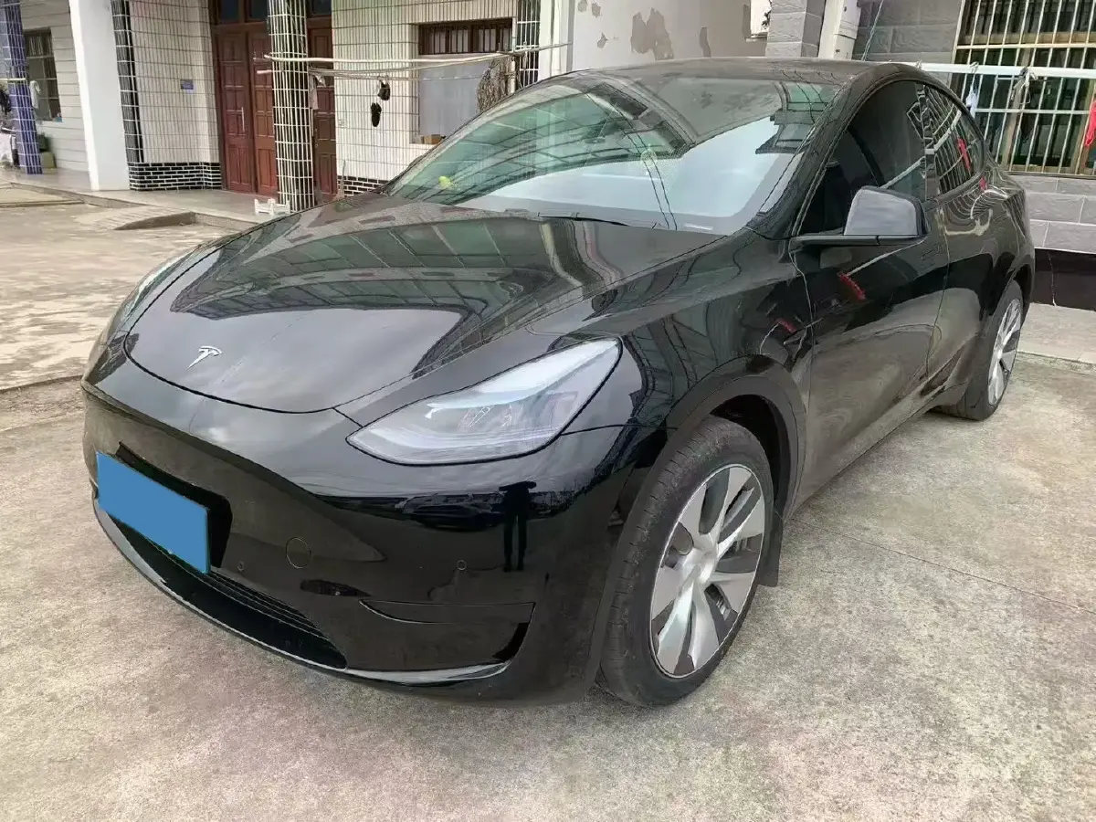 2022 Tesla Model Y BEV 60KWH