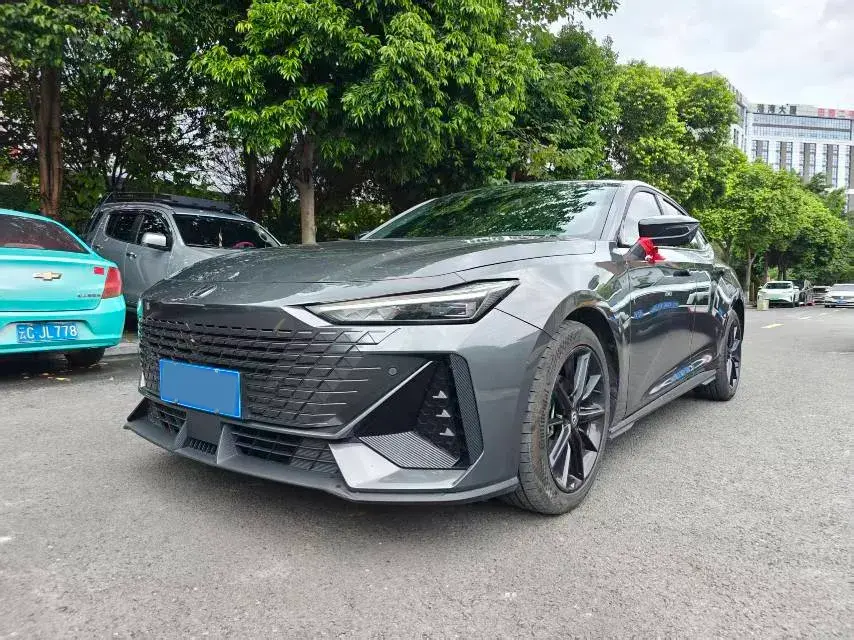 2023 ChangAn UNI-V 1.5T 188HP L4 7DCT