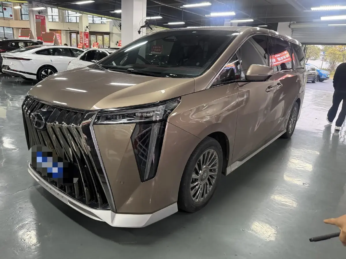 2023 GAC Trumpchi M8 2.0T 252HP L4 8AT