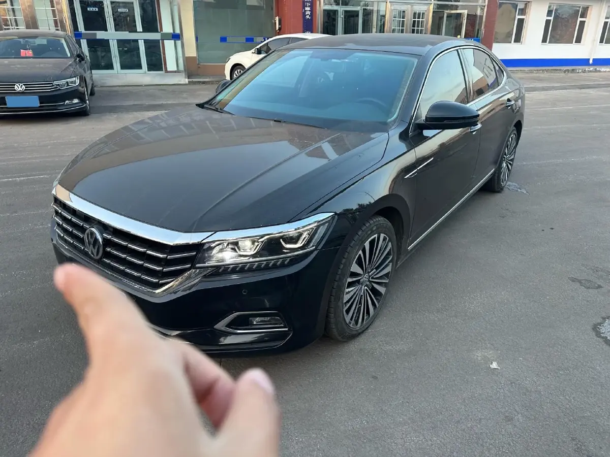 2020 Volkswagen Passat 2.0T 186HP L4 7DCT