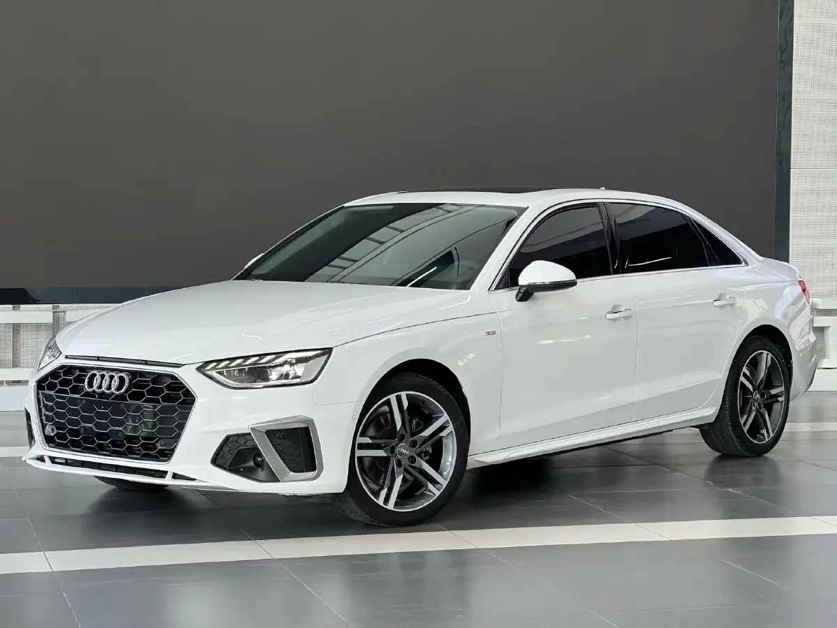 2020 Audi A4L 2.0T 190HP L4 7DCT