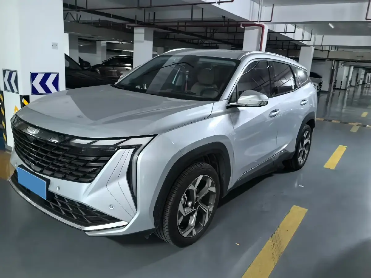 2023 Geely StarRay 2.0T 218HP L4 7DCT