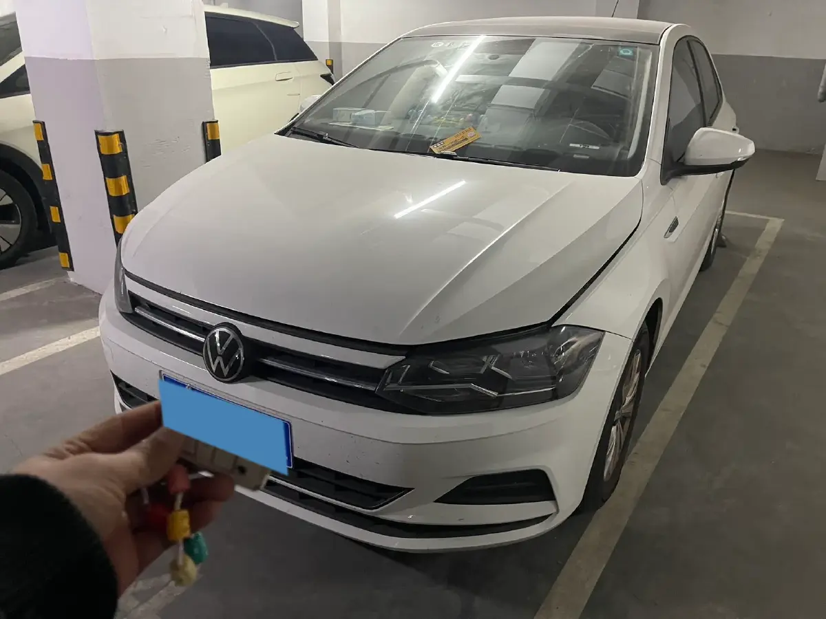 2023 Volkswagen Polo 1.5L 110HP L4 6AT