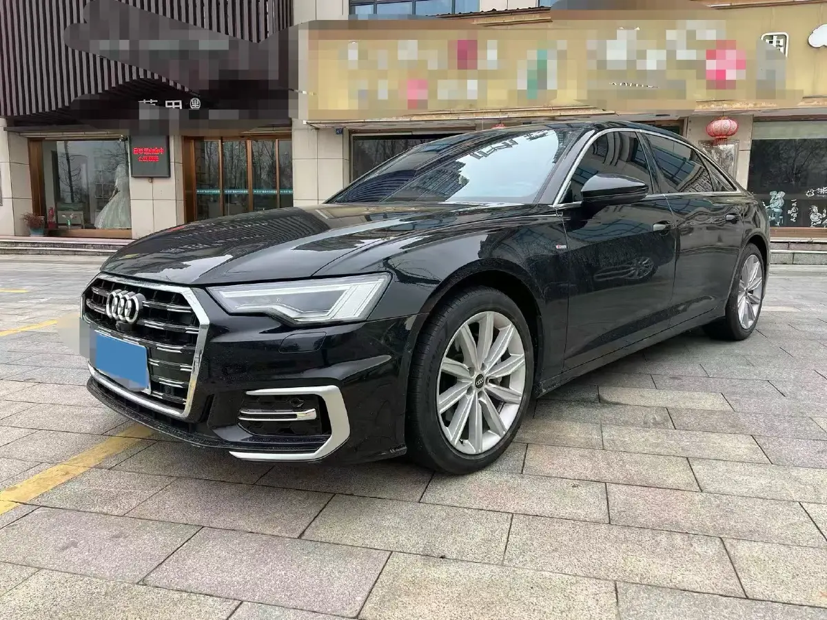 2025 Audi A6L 2.0T 245HP L4 7DCT