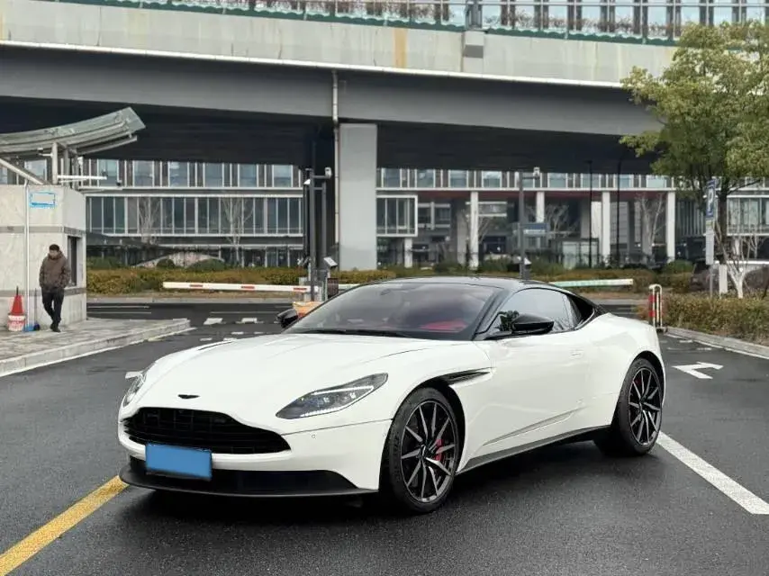 2020 Aston Martin DB11 4.0T 510HP V8 8AT