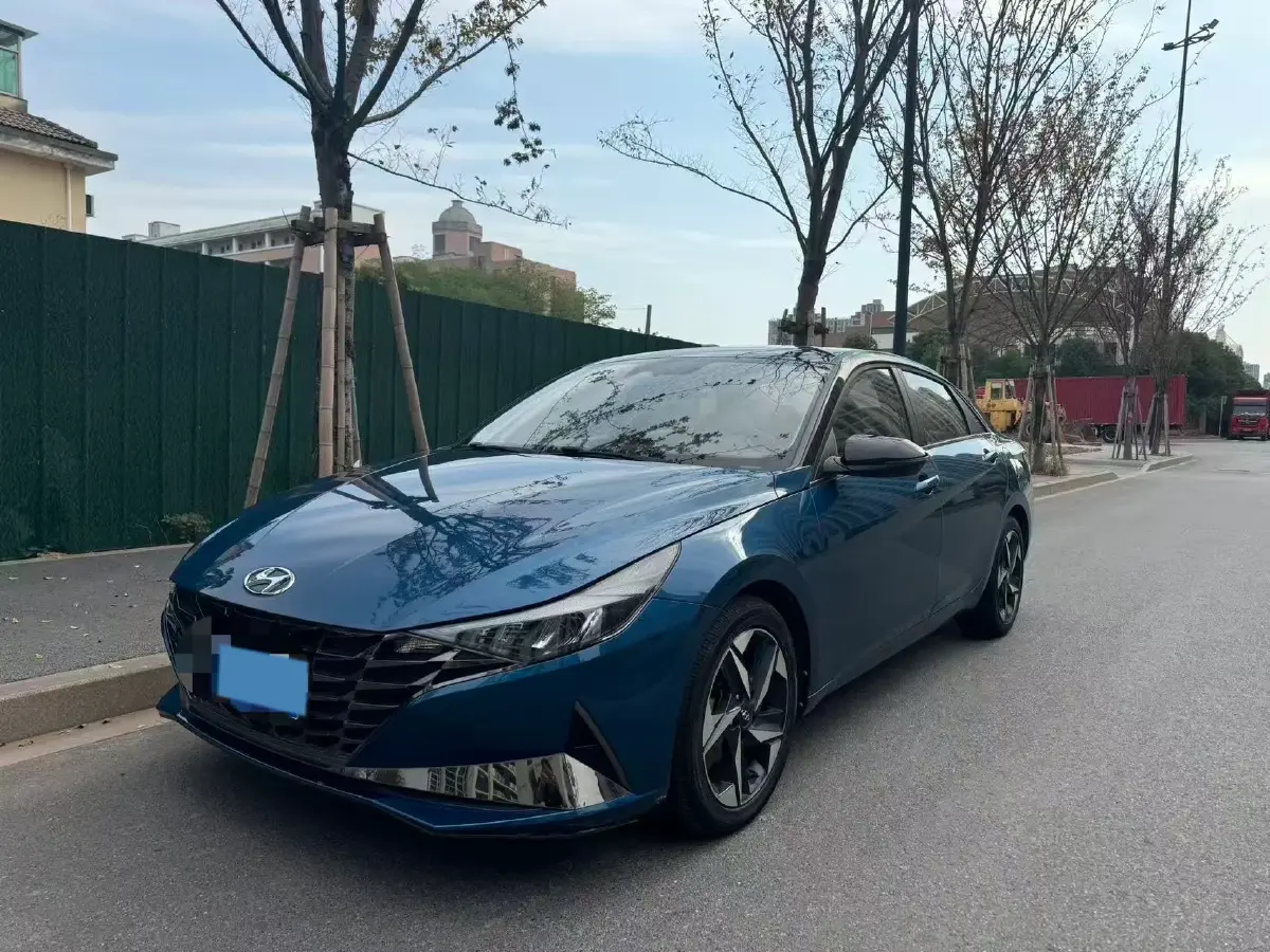 2022 Hyundai Elantra 1.5L 115HP L4 CVT