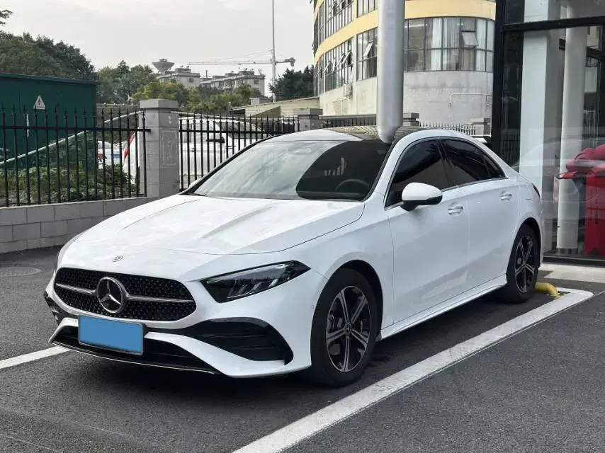 2024 Mercedes-Benz A Class 1.3T 163HP L4 7DCT