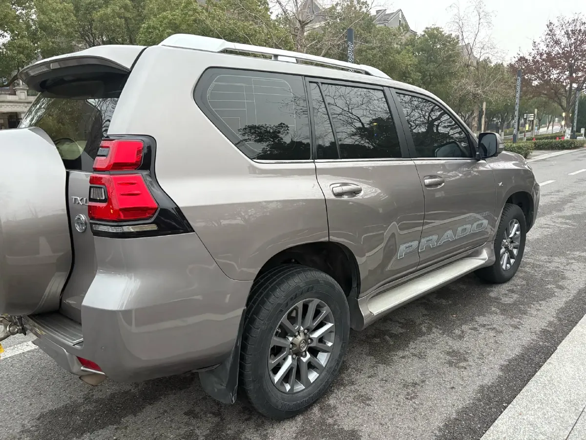 2014 Mercedes-Benz E Class 3.0L 245HP V6 7AT,autocango,china used car exporter,china ev exporter,chinese used car exporter,chinese used ev exporter