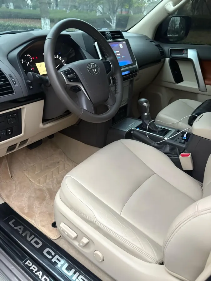 2014 Mercedes-Benz E Class 3.0L 245HP V6 7AT,autocango,china used car exporter,china ev exporter,chinese used car exporter,chinese used ev exporter