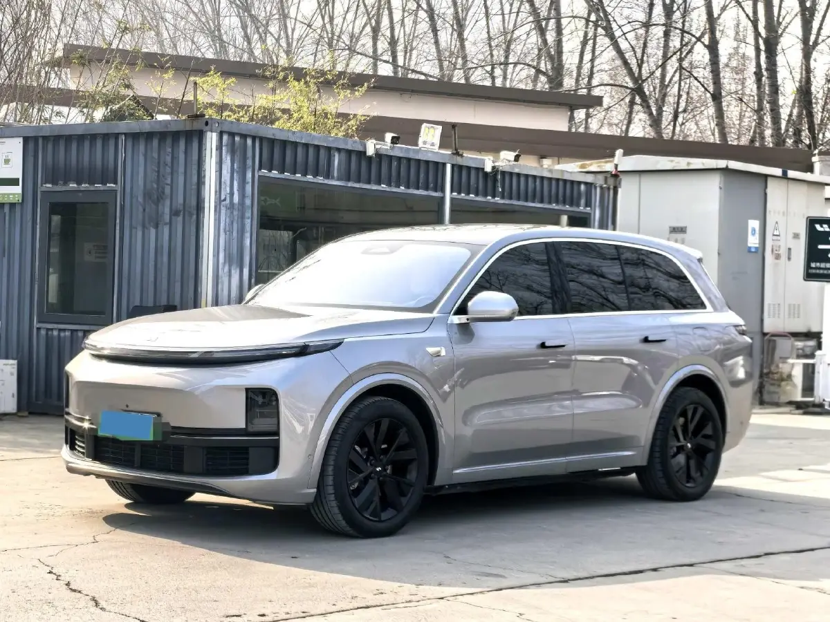 2023 Li L8 Range Extended 154HP REEV 40.9KWH