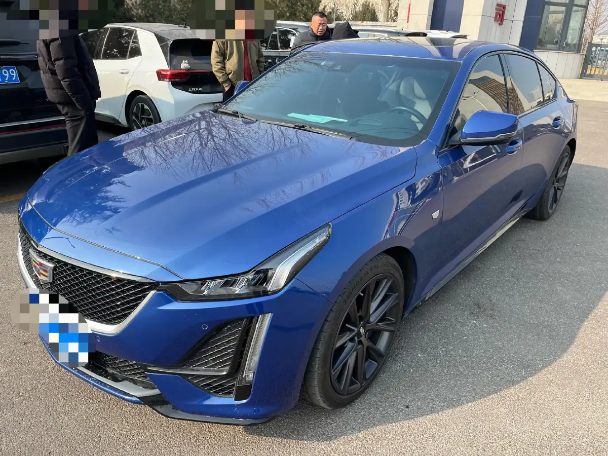 2020 Cadillac CT5 2.0T 241HP L4 10AT