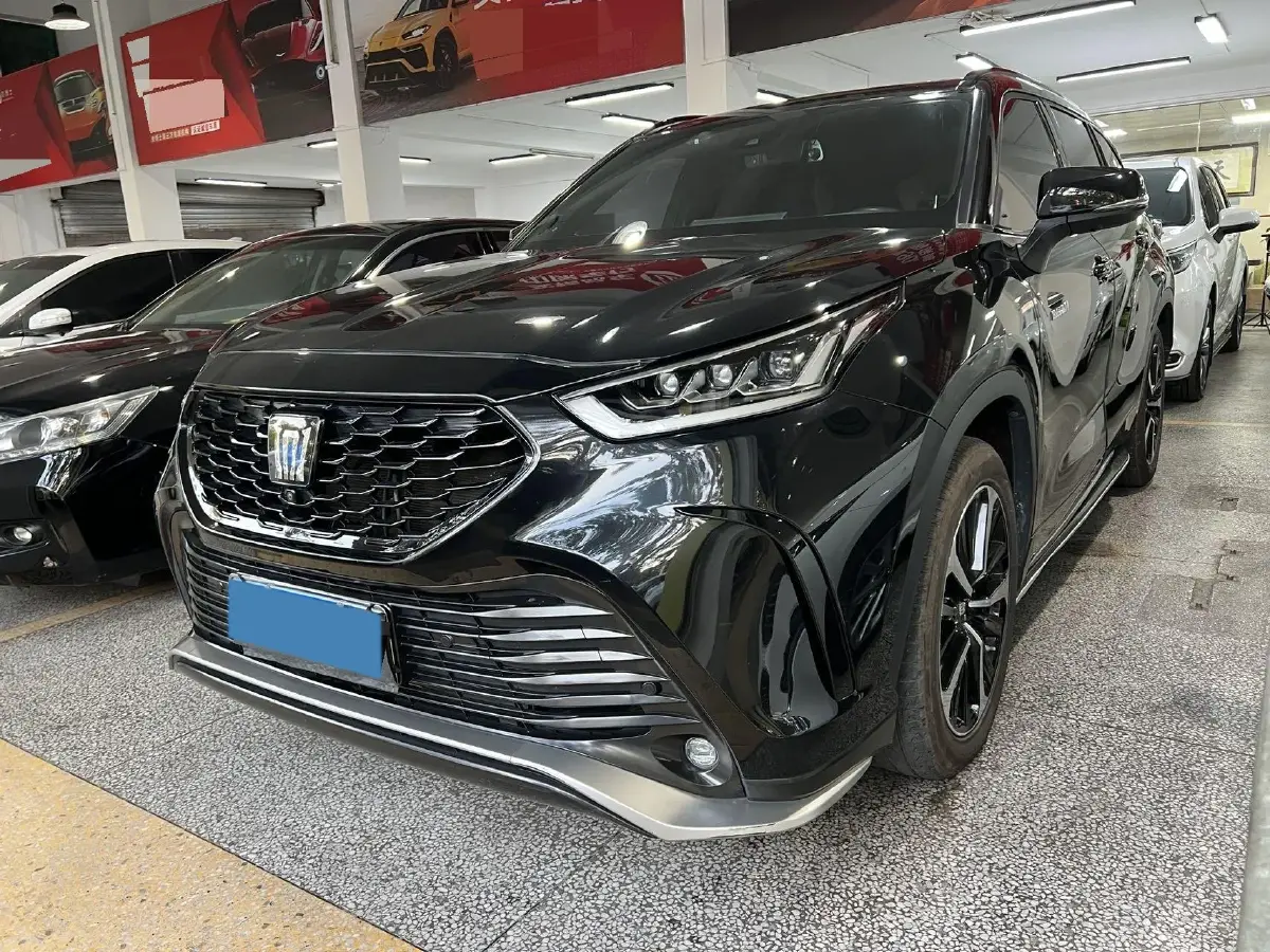 2022 Toyota Crown Kluger 2.5L 192HP L4 E-CVT Hybrid