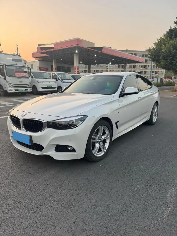2020 BMW 3 Series GT 2.0T 184HP L4 8AT