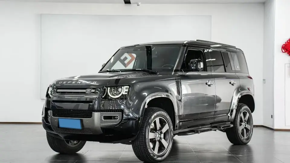 2024 Land Rover Defender 3.0T 400HP L6 8AT