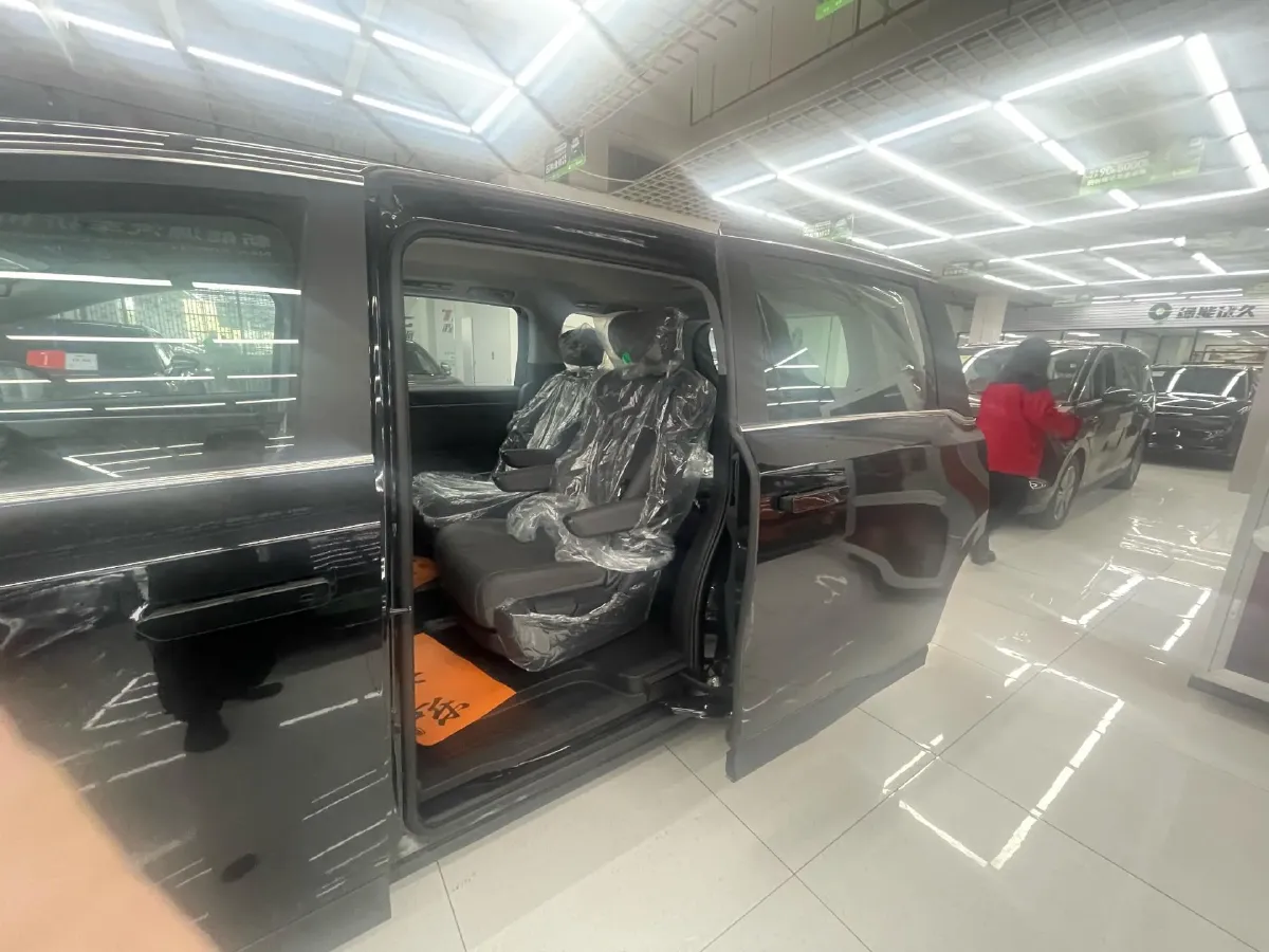 2024 MAXUS DaJia 7 1.5T 150HP L4 1DHT PHEV 24.7KWH,autocango,china used car exporter,china ev exporter,chinese used car exporter,chinese used ev exporter