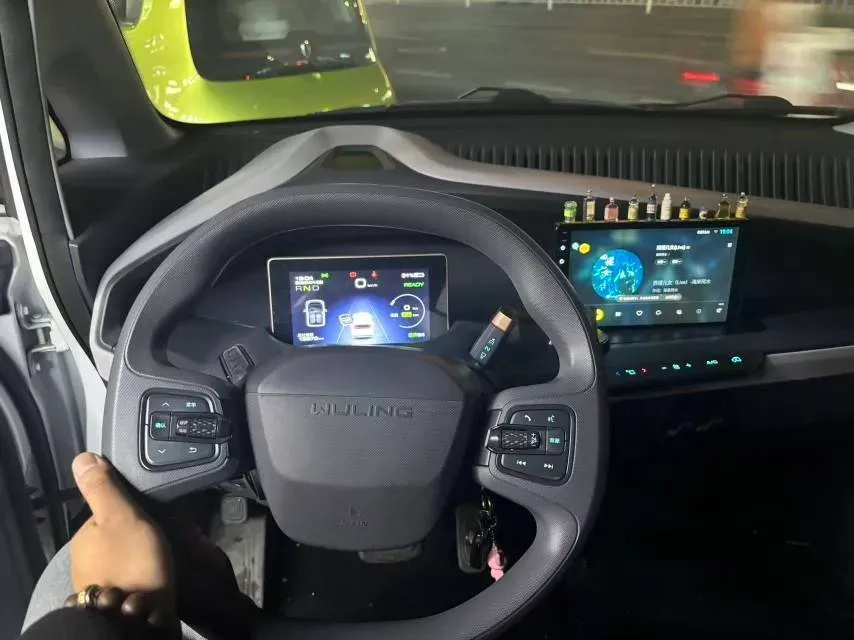 2021 WuLing Nano EV BEV 28KWH,autocango,china used car exporter,china ev exporter,chinese used car exporter,chinese used ev exporter