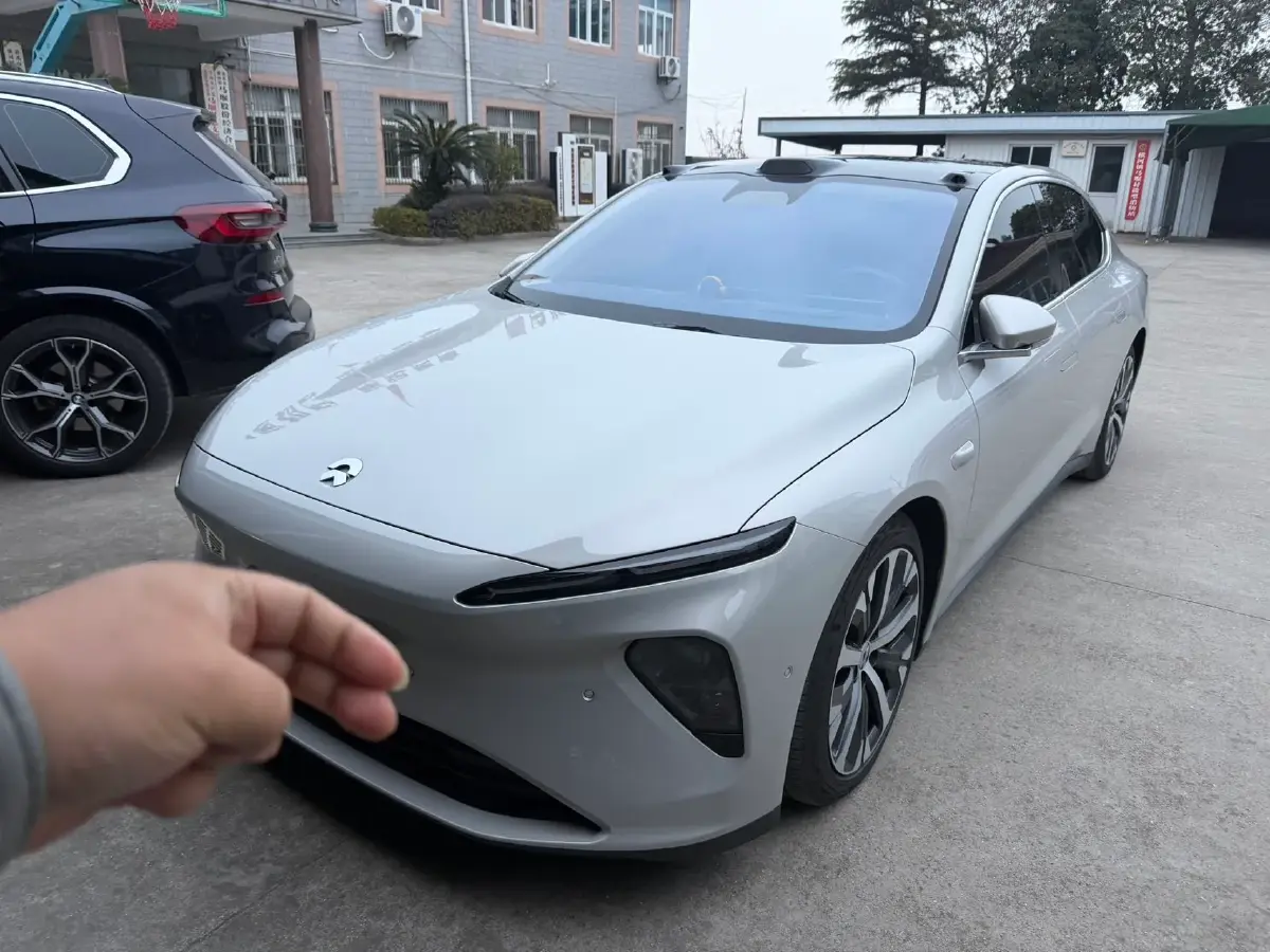 2024 NIO ET7 BEV 75KWH