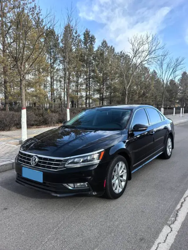 2017 Volkswagen Passat 1.8T 180HP L4 7DCT