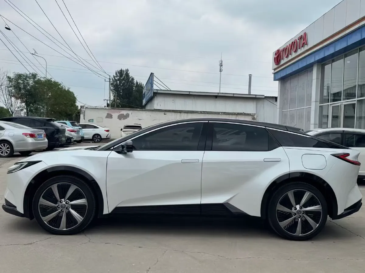 2025 Toyota bZ5 BEV,autocango,china used car exporter,china ev exporter,chinese used car exporter,chinese used ev exporter