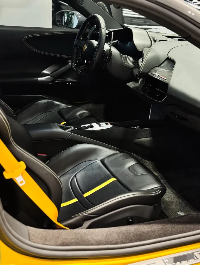 2020 Ferrari SF90 3.9T 781HP V8 8DCT PHEV 7.9KWH,autocango,china used car exporter,china ev exporter,chinese used car exporter,chinese used ev exporter