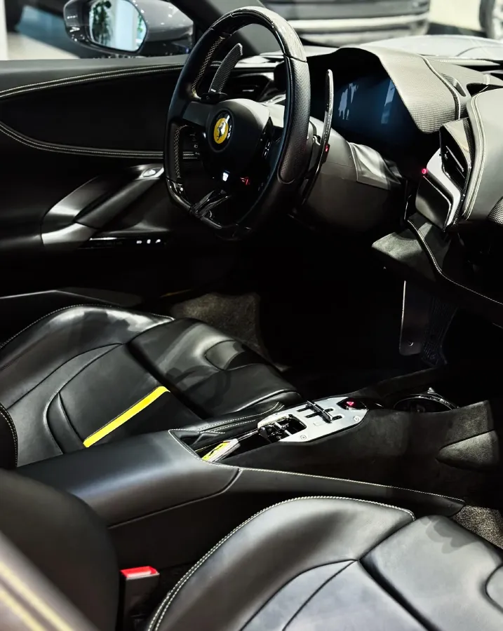 2020 Ferrari SF90 3.9T 781HP V8 8DCT PHEV 7.9KWH,autocango,china used car exporter,china ev exporter,chinese used car exporter,chinese used ev exporter