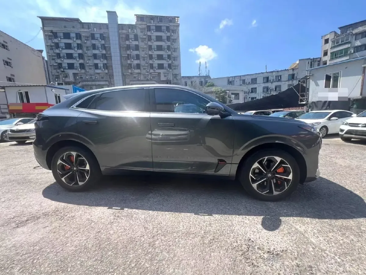 2023 ChangAn UNI-K iDD 1.5T 170HP L4 6TCT PHEV 28.39KWH,autocango,china used car exporter,china ev exporter,chinese used car exporter,chinese used ev exporter