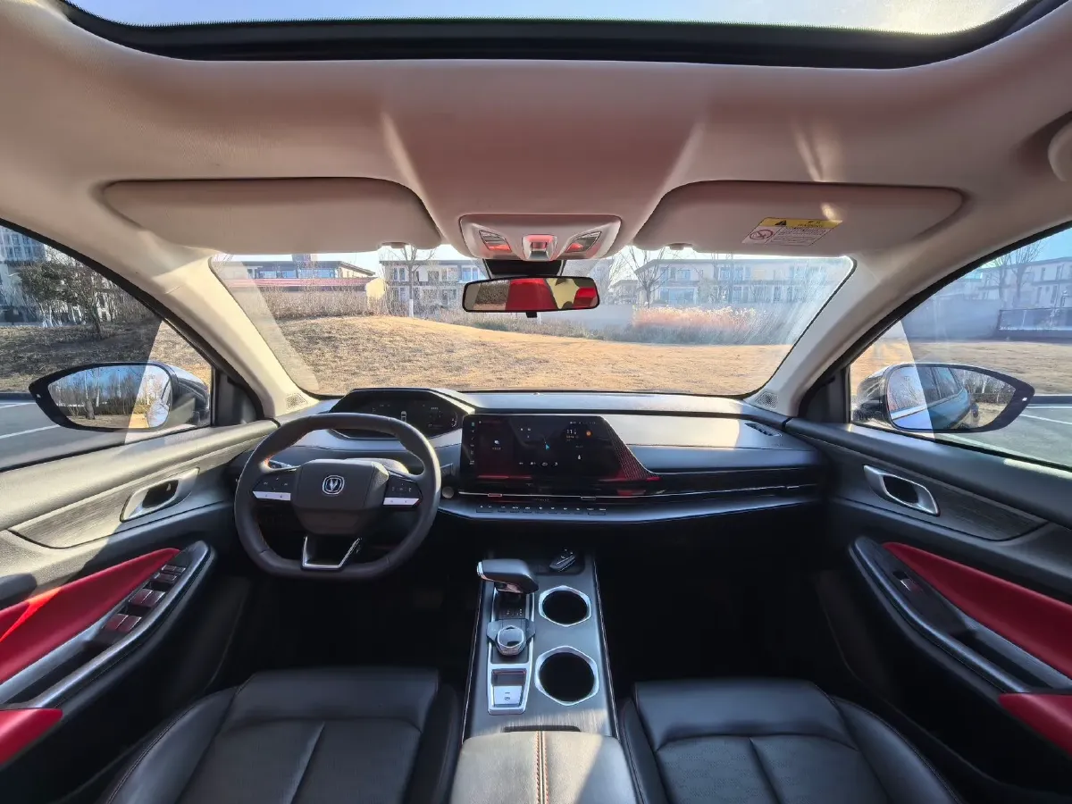 2022 ChangAn Oshan X7 Plus 1.5T 188HP L4 7DCT,autocango,china used car exporter,china ev exporter,chinese used car exporter,chinese used ev exporter