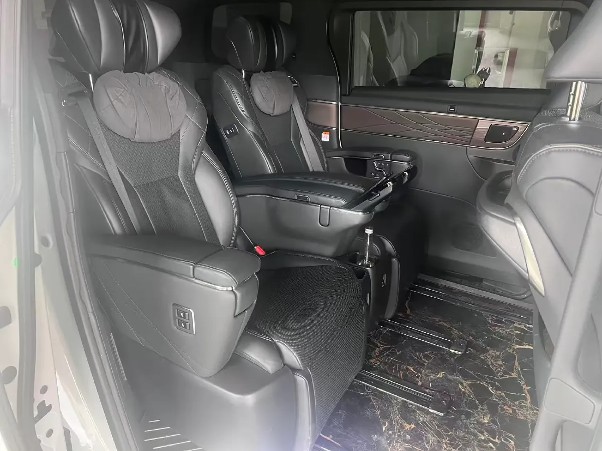 2024 Toyota Vellfire 2.5L 190HP L4 E-CVT Hybrid,autocango,china used car exporter,china ev exporter,chinese used car exporter,chinese used ev exporter