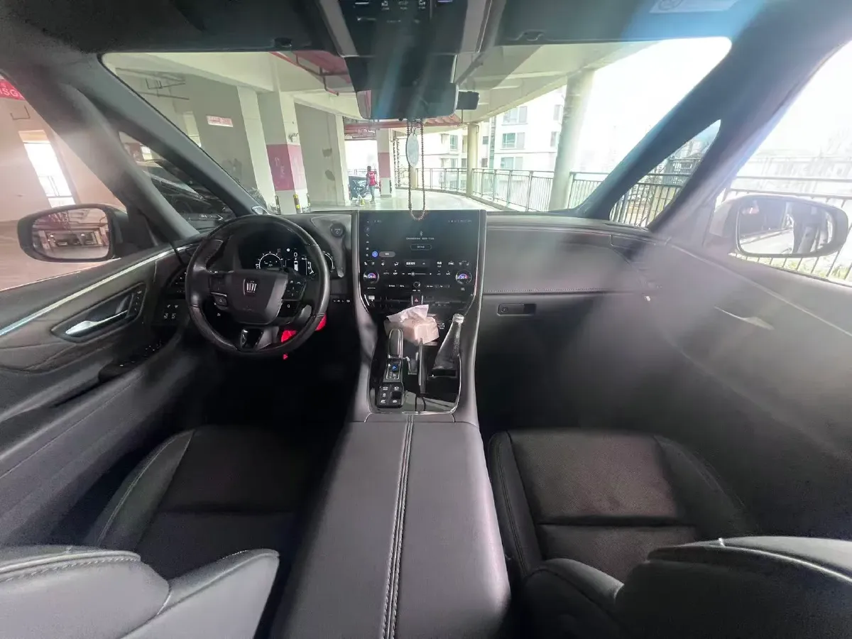 2024 Toyota Vellfire 2.5L 190HP L4 E-CVT Hybrid,autocango,china used car exporter,china ev exporter,chinese used car exporter,chinese used ev exporter