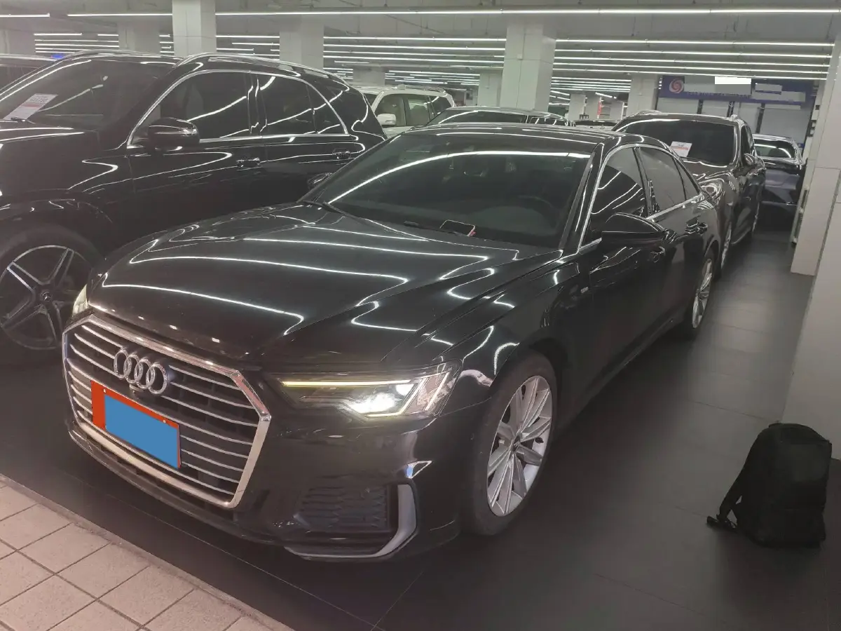2021 Audi A6L 2.0T 224HP L4 7DCT