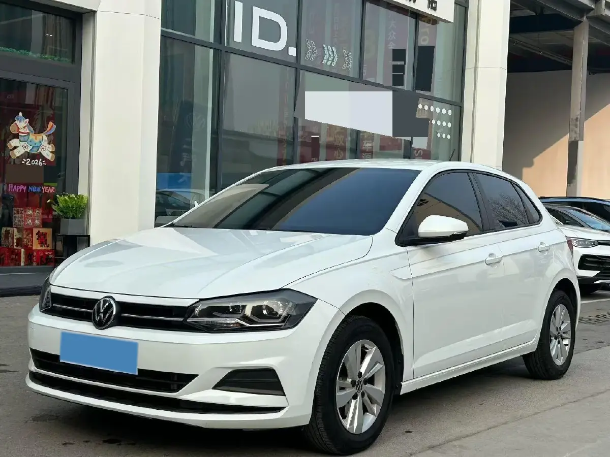 2023 Volkswagen Polo 1.5L 110HP L4 6AT