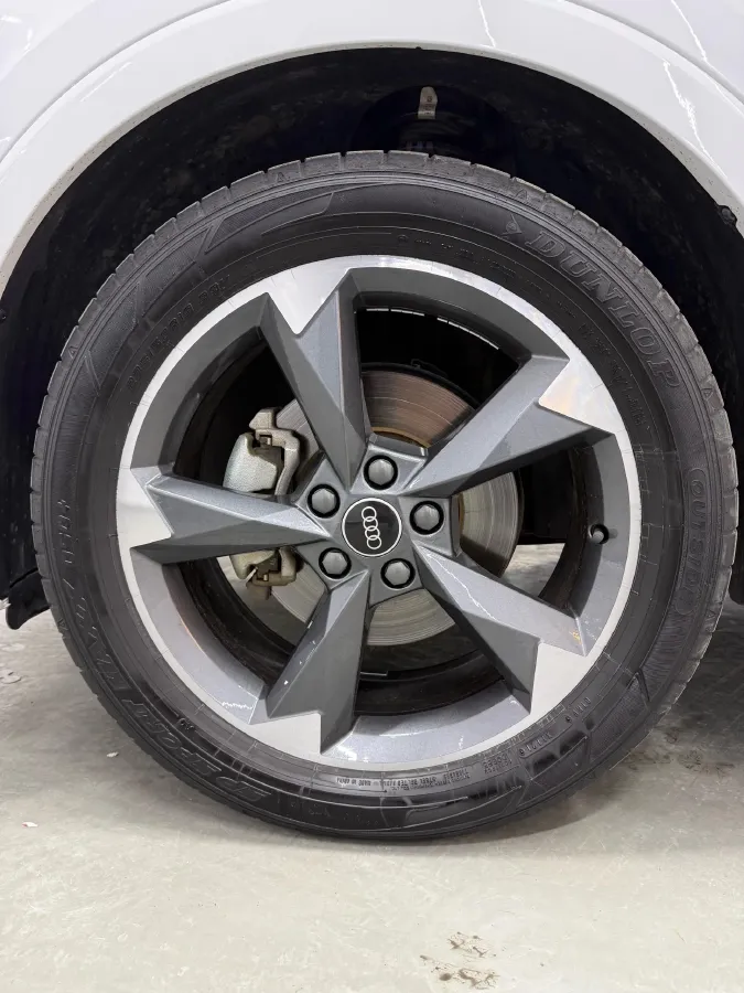 2022 Audi Q3 1.4T 150HP L4 7DCT,autocango,china used car exporter,china ev exporter,chinese used car exporter,chinese used ev exporter