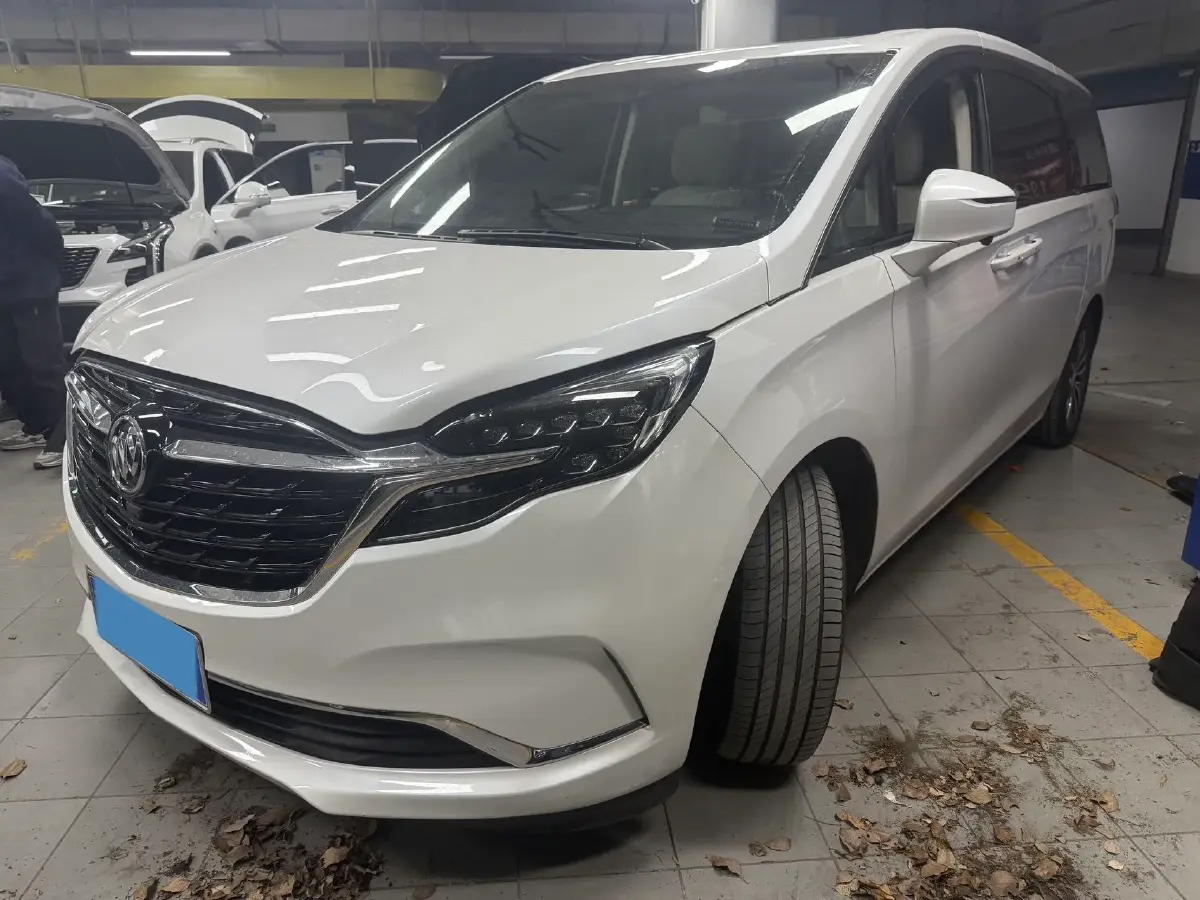 2022 Buick GL8 2.0T 237HP L4 9AT