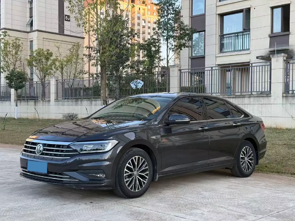 2020 Volkswagen Sagitar 1.4T 150HP L4 7DCT