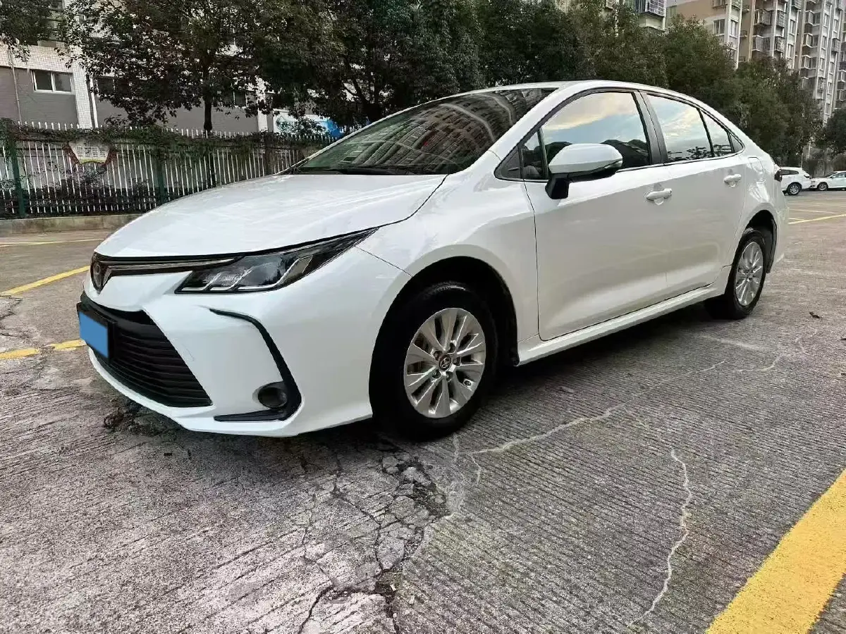 2021 Toyota Corolla 1.2T 116HP L4 CVT
