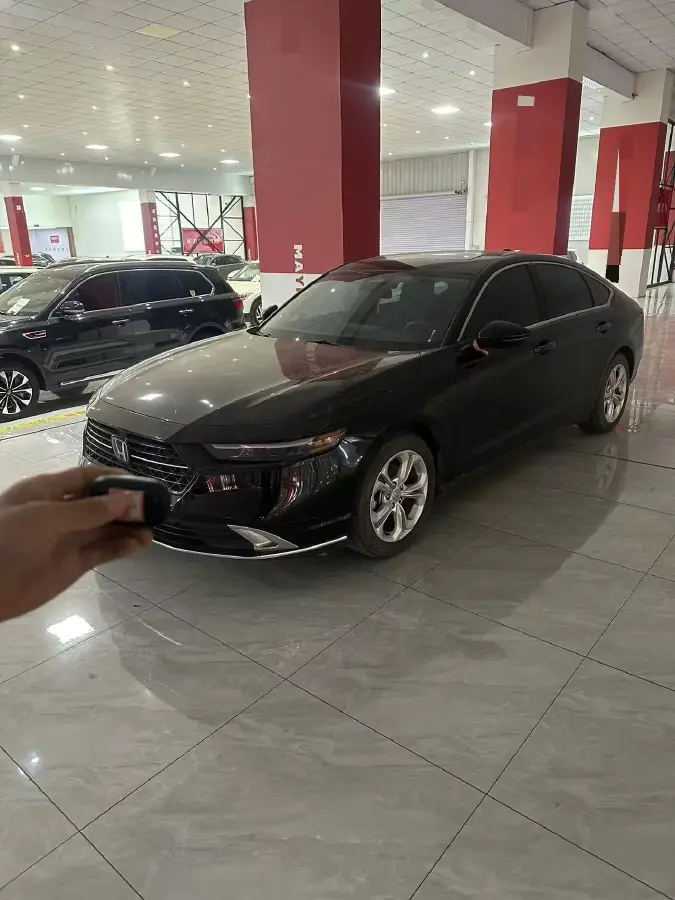 2023 Honda Accord 1.5T 192HP L4 CVT