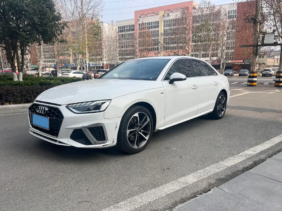 2020 Audi A4L 2.0T 190HP L4 7DCT