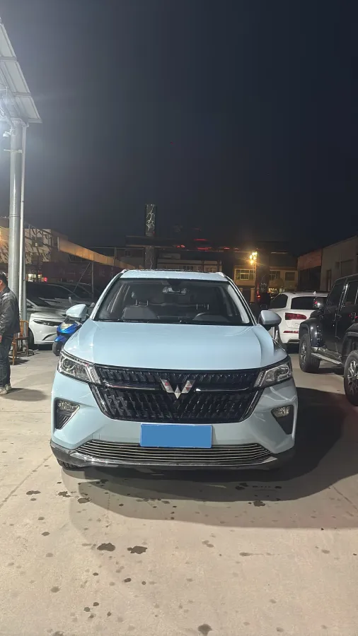 2021 WuLing XingChen 1.5T 147HP L4 6MT,autocango,china used car exporter,china ev exporter,chinese used car exporter,chinese used ev exporter
