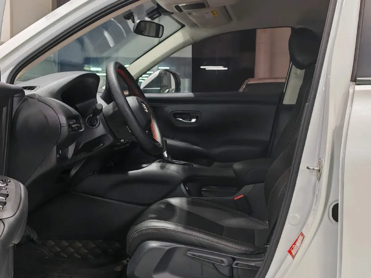 2023 Honda ZR-V 1.5T 182HP L4 CVT,autocango,china used car exporter,china ev exporter,chinese used car exporter,chinese used ev exporter