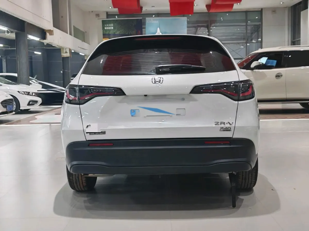2023 Honda ZR-V 1.5T 182HP L4 CVT,autocango,china used car exporter,china ev exporter,chinese used car exporter,chinese used ev exporter