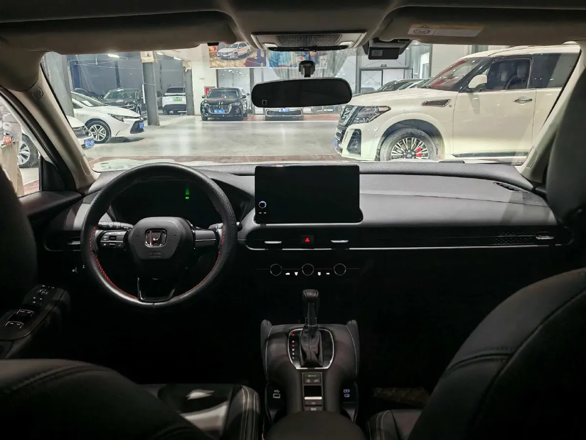 2023 Honda ZR-V 1.5T 182HP L4 CVT,autocango,china used car exporter,china ev exporter,chinese used car exporter,chinese used ev exporter