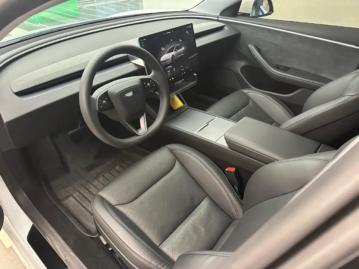 2023 Buick EnvisionPlus 2.0T 237HP L4 9AT,autocango,china used car exporter,china ev exporter,chinese used car exporter,chinese used ev exporter