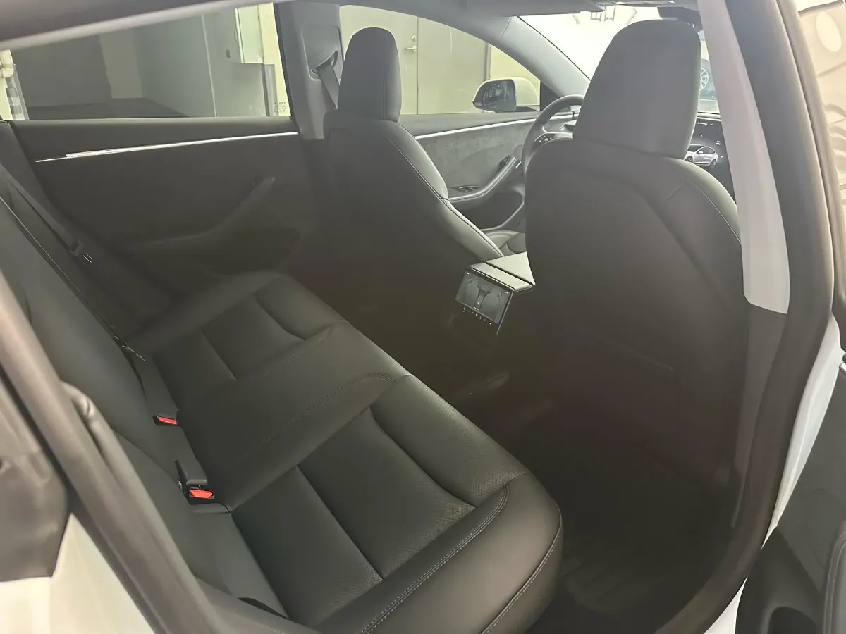 2023 Buick EnvisionPlus 2.0T 237HP L4 9AT,autocango,china used car exporter,china ev exporter,chinese used car exporter,chinese used ev exporter