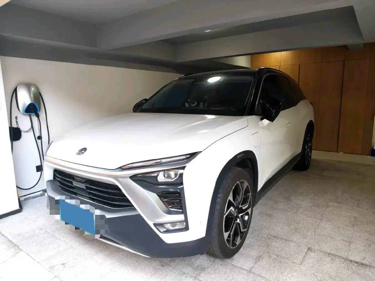 2018 NIO ES8 BEV 70KWH