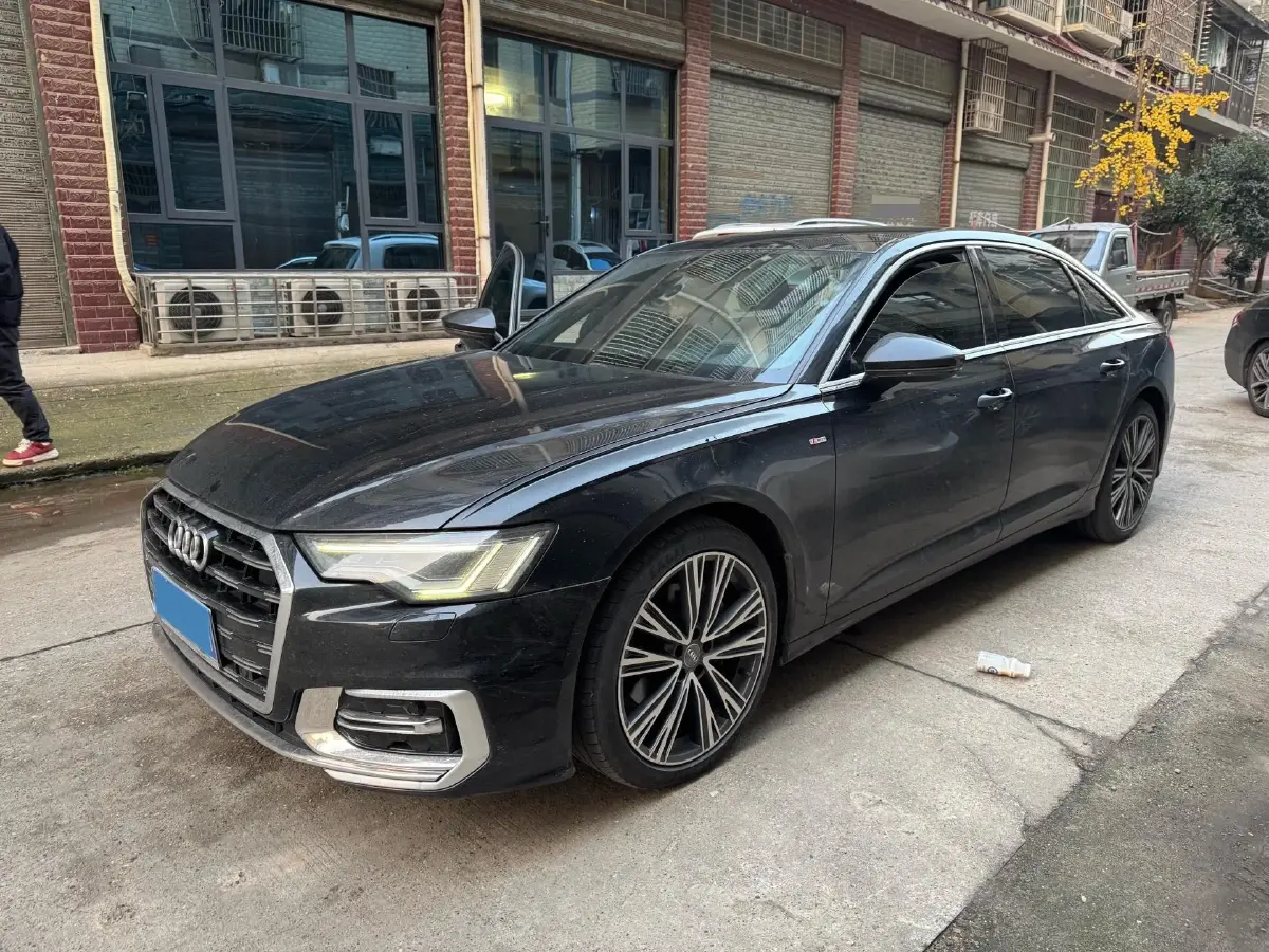 2021 Audi A6L 2.0T 224HP L4 7DCT