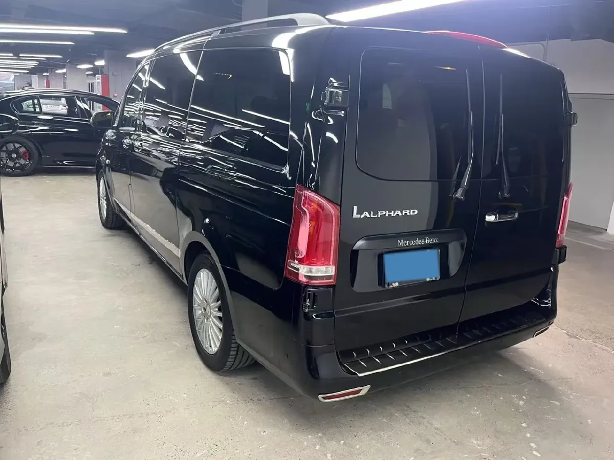 2012 Hyundai Rohens 3.0L 272HP V6 8AT,autocango,china used car exporter,china ev exporter,chinese used car exporter,chinese used ev exporter