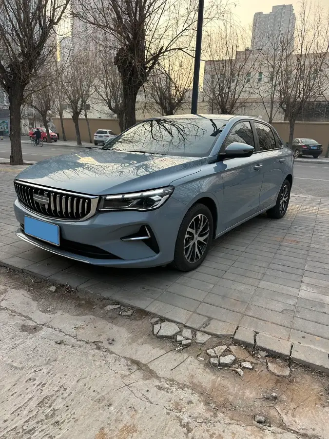 2025 Geely Emgrand 1.5L 127HP L4 CVT